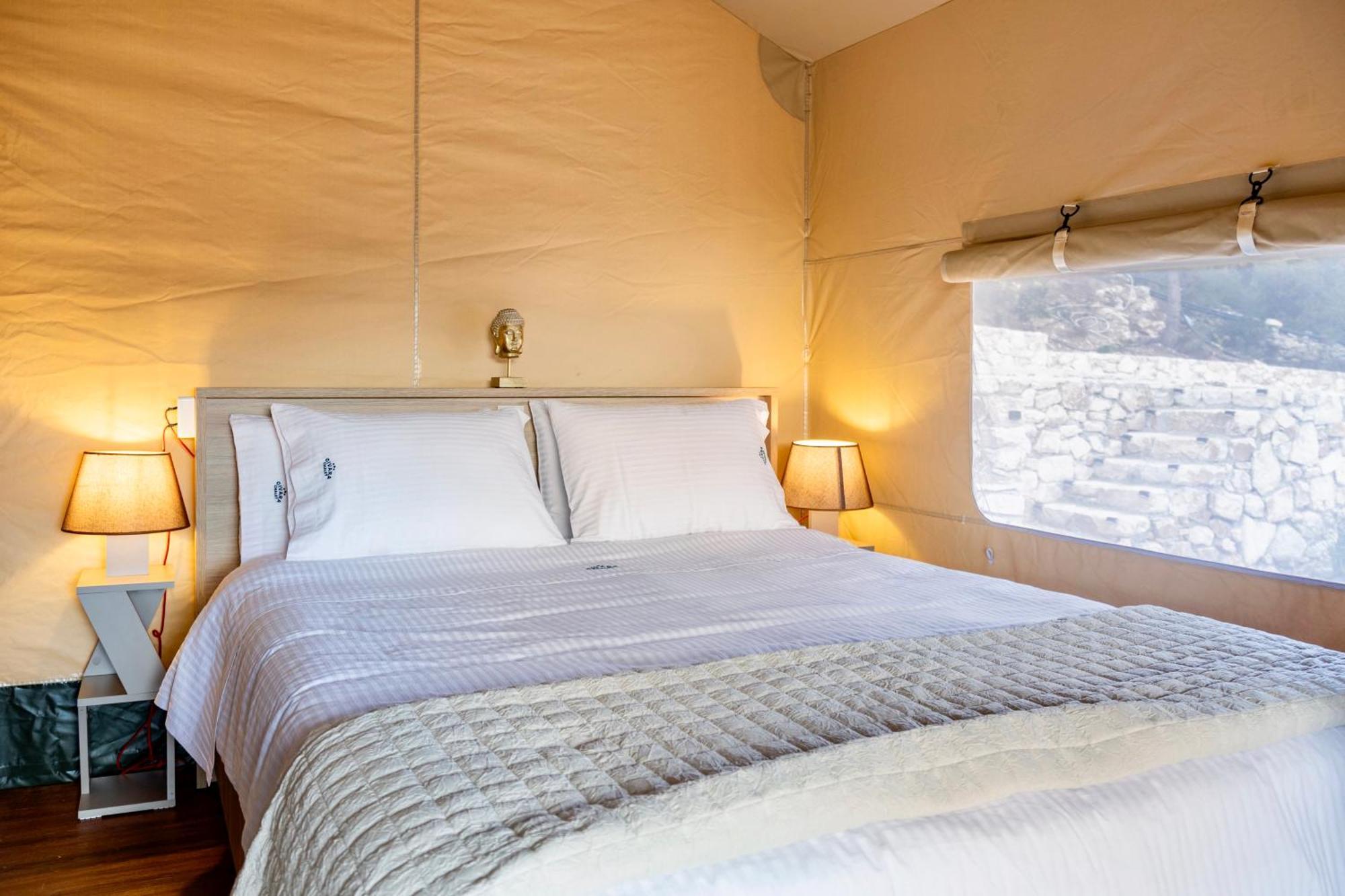 Luxury tent Civara - Private Glamping In Nature With Jakuzzi
